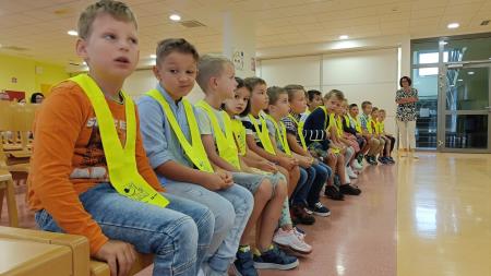 prvošolci _ oš prestranek (9)